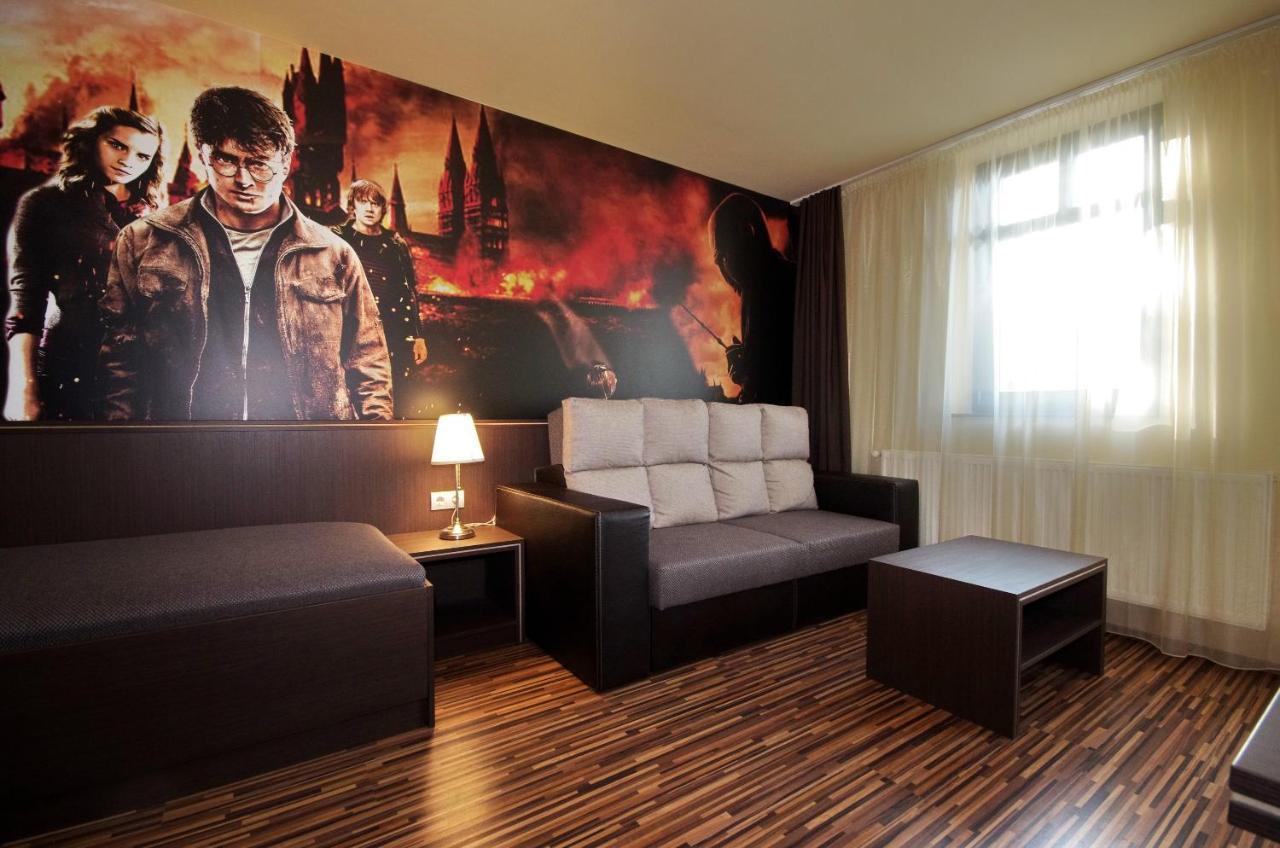 Corvin Apartman Gyula Exterior photo